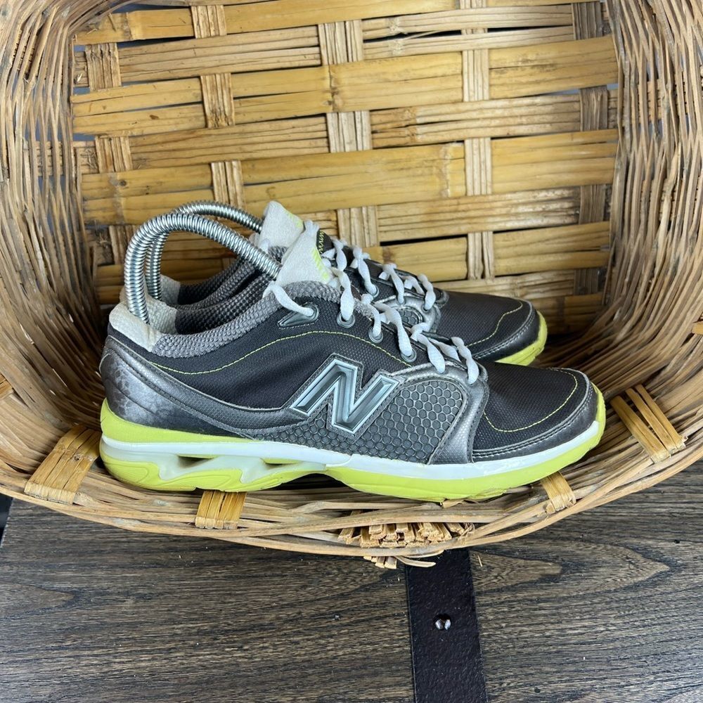 New Balance gently used‎